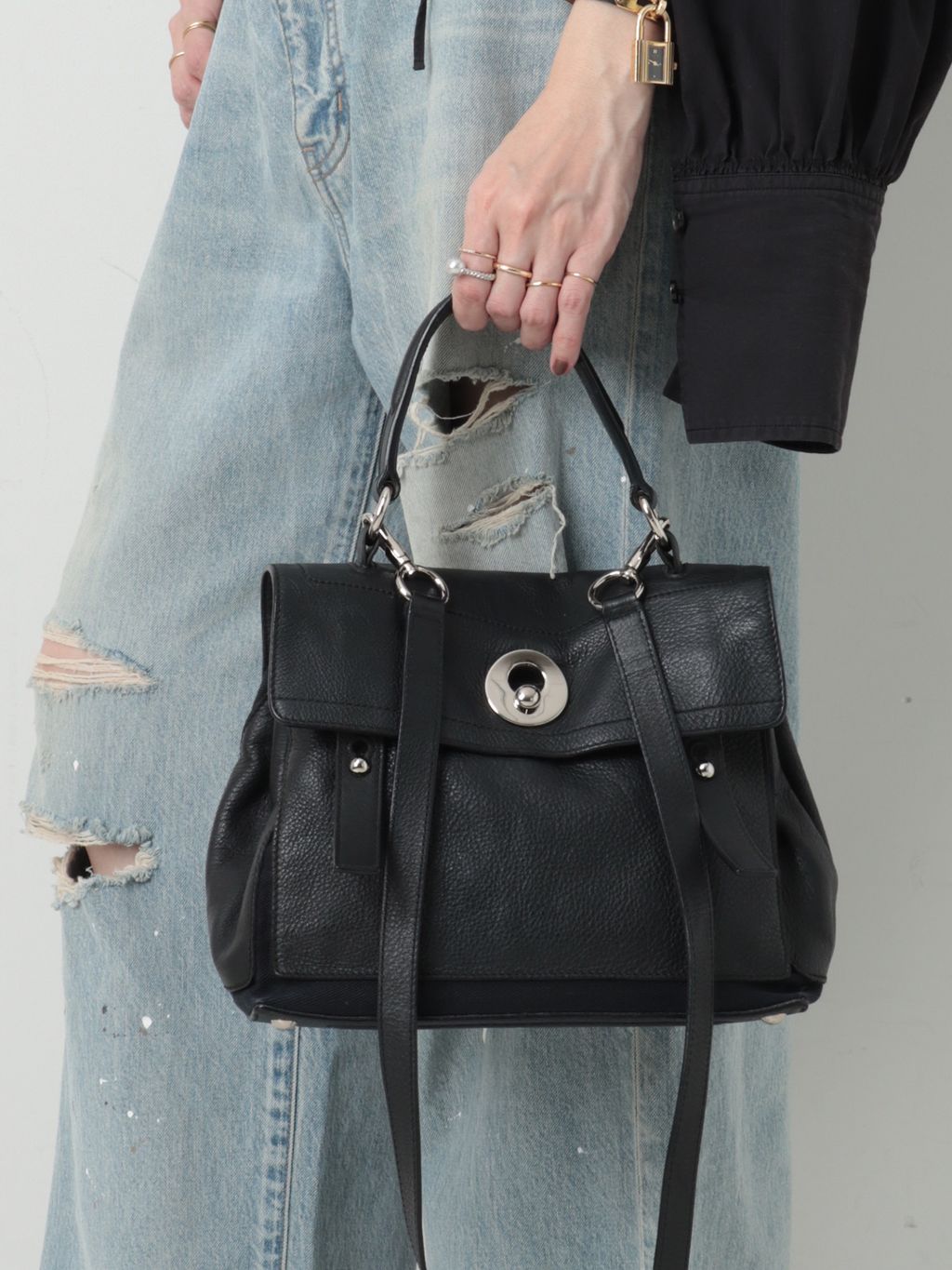 SAINT LAURENT/サンローラン】Muse two 2wayのコーディネートスナップ