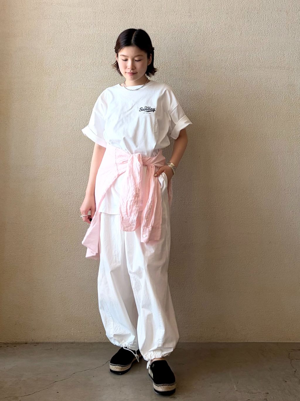 エアリネン Plainシャツのコーディネートスナップ（A.D）｜journal