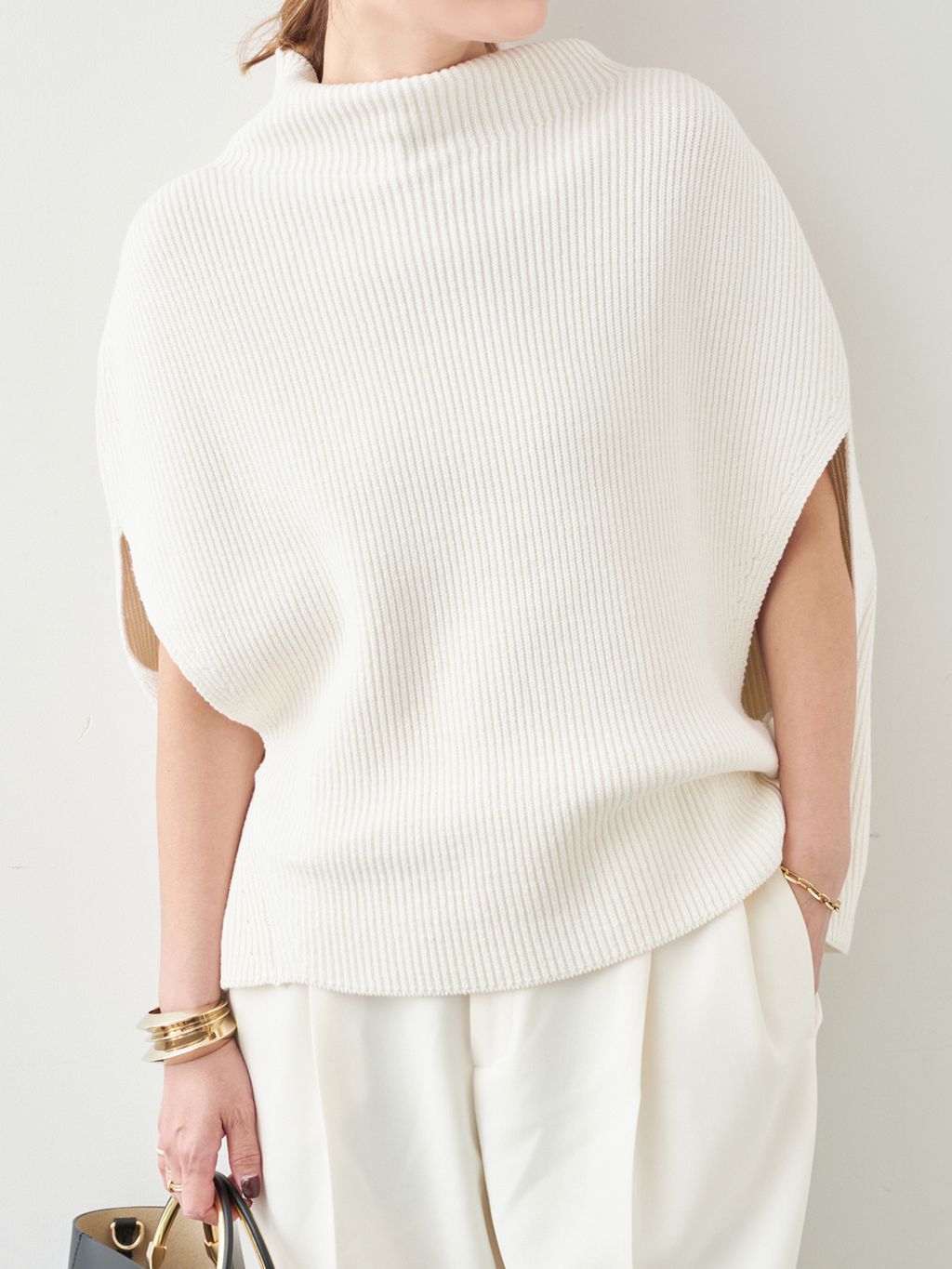 新品 Deuxieme Classe LEWES アゼ PONCHO ポンチョ 予約》LEWES アゼ PONCHOのコーディネートスナップ（MIZU）｜Deuxieme