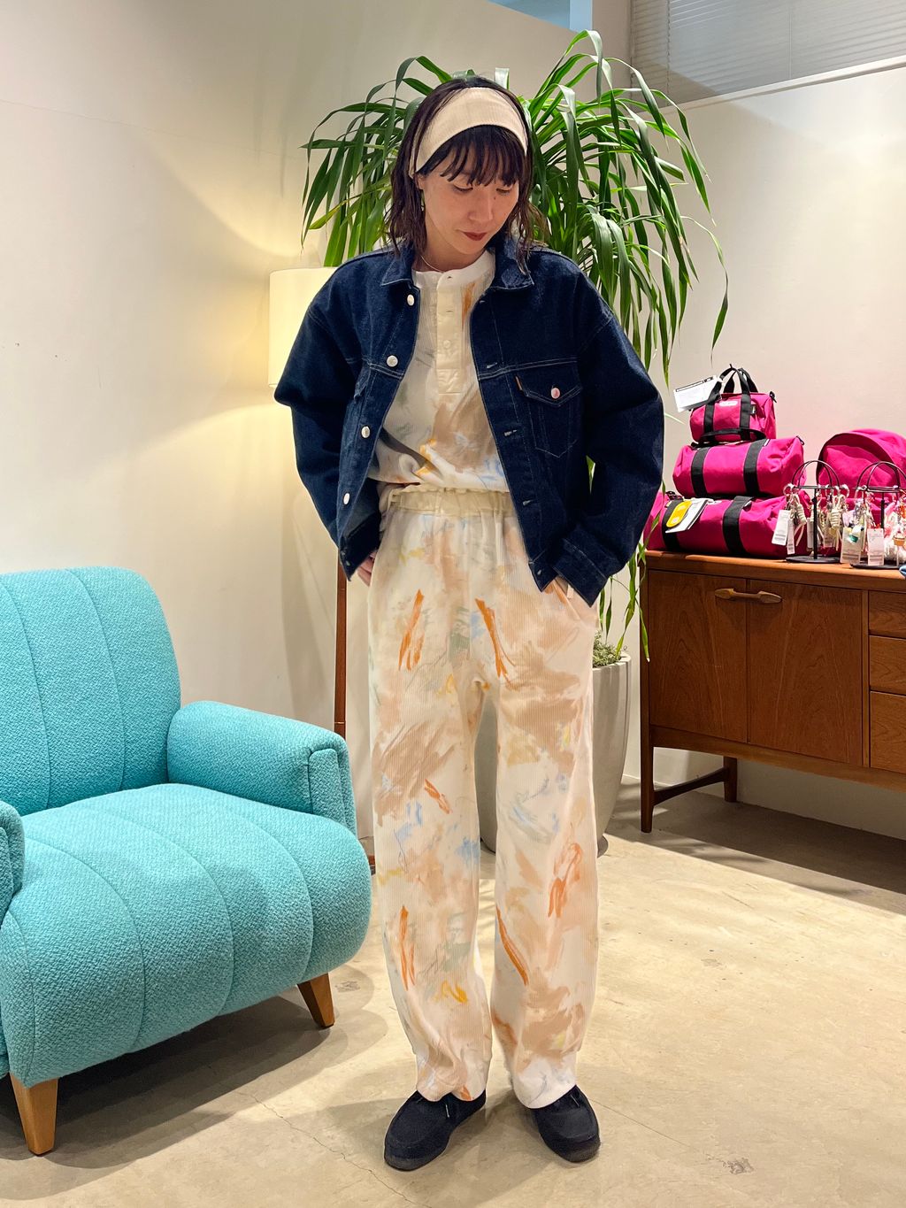 OUTDOOR PRODUCTS Usual Things