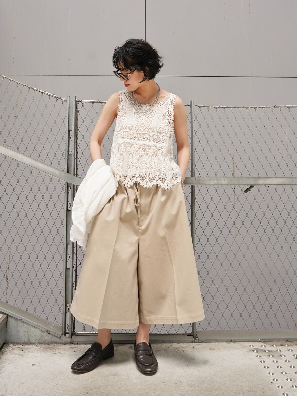 journal standard luxeフレンチリネン　フリルパフブラウス 追加》フレンチリネン フリルパフブラウスのコーディネートスナップ