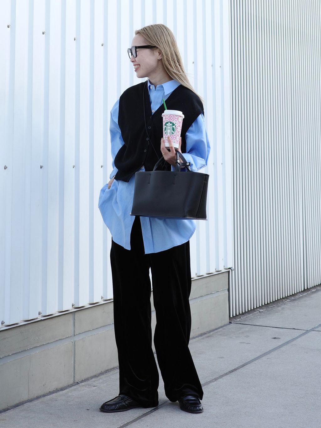 OUTDOOR PRODUCTS Usual Things