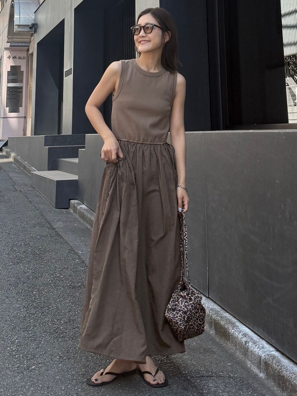 OUTDOOR PRODUCTS Usual Things