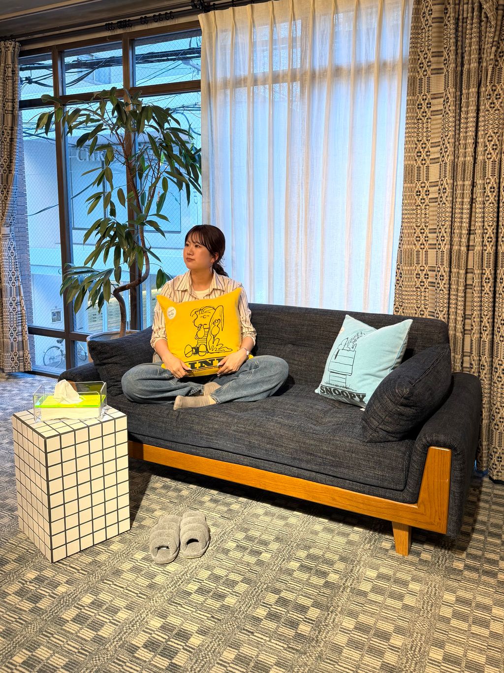 JOURNAL STANDARD FURNITURE