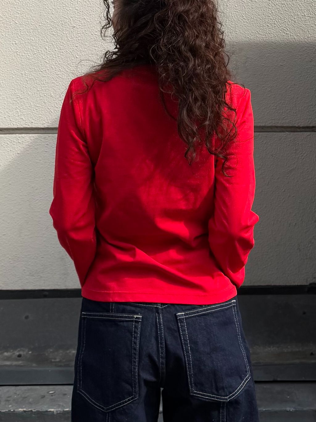 ボタンディテールロングスリーブTeeのコーディネートスナップ（rinka