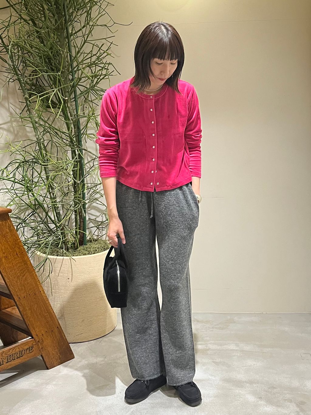 OUTDOOR PRODUCTS Usual Things