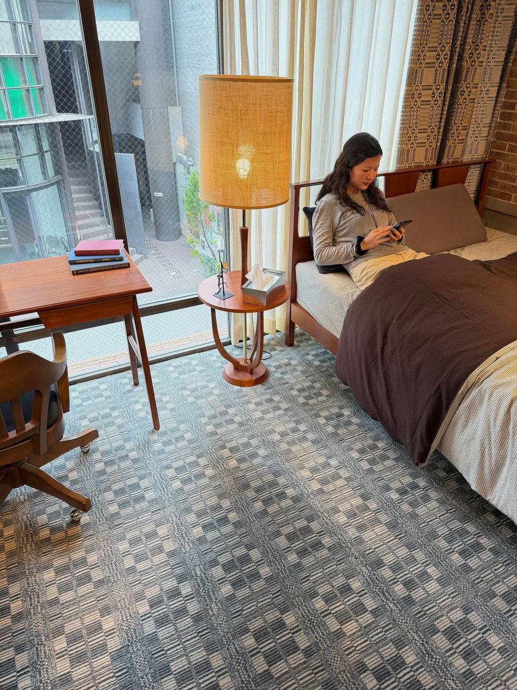 JOURNAL STANDARD FURNITURE