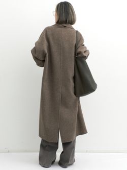 LIBERADD/リベラド】 LONG COATのコーディネートスナップ（STAFF.S