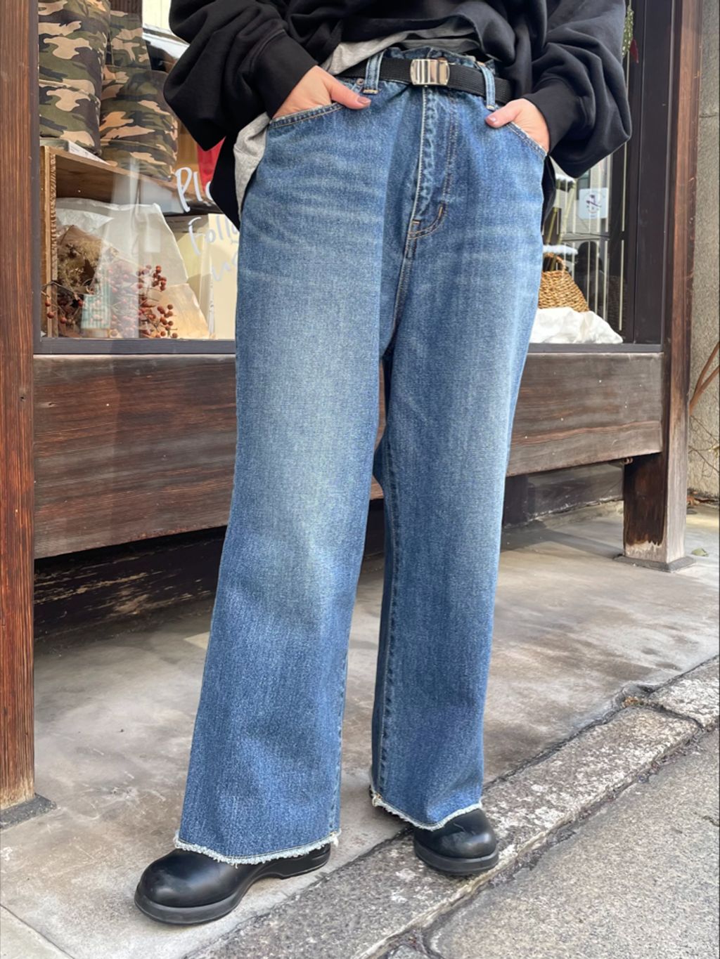 12OZデニム フラムパンツのコーディネートスナップ（F.N）｜journal