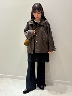 一部カラーWEB限定》ボンディングフーデッドブルゾンのコーディネート