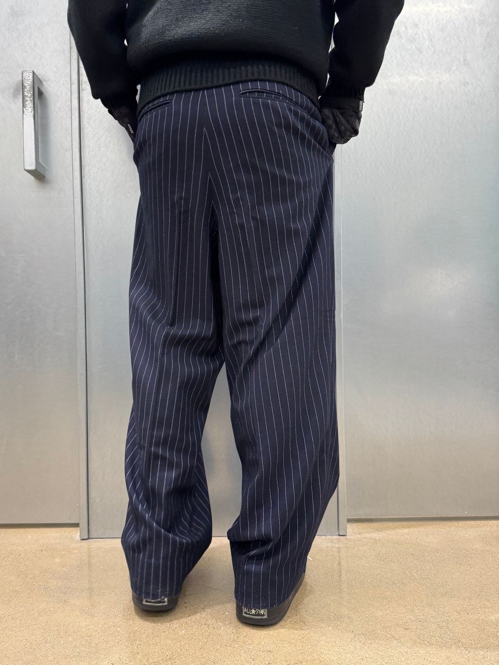 J ビッグモチーフ ヘビーニットのコーディネートスナップ（はせしゅん