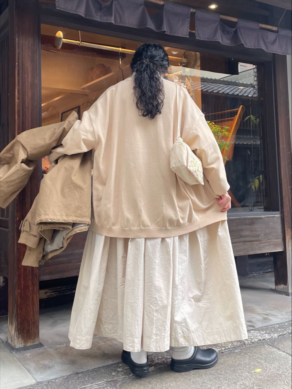 コットンチノストレッチハーフコートのコーディネートスナップ（F.N