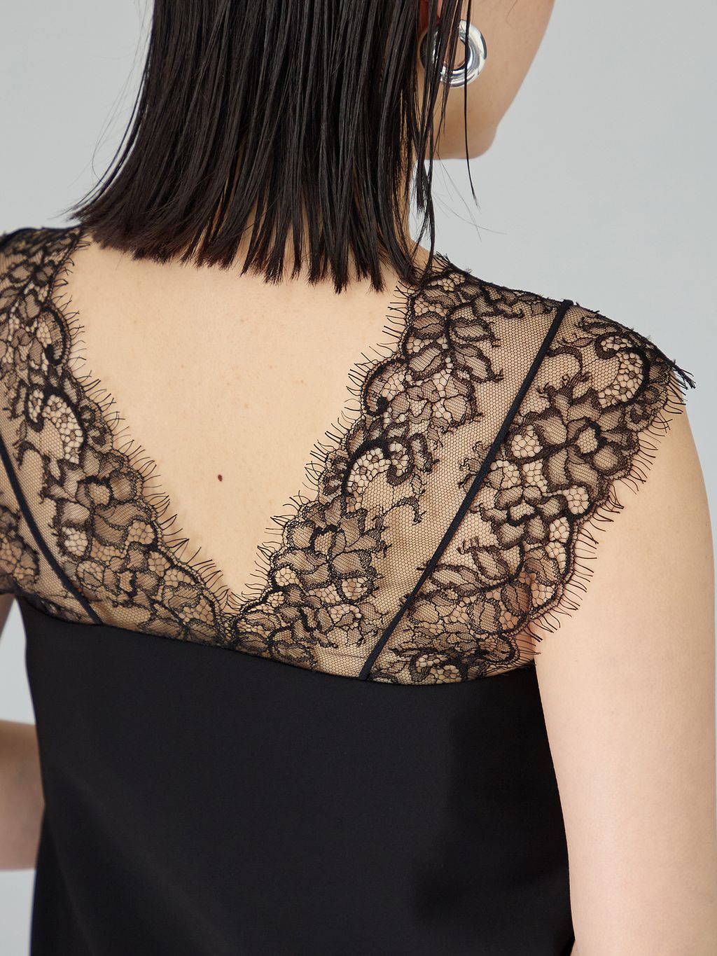 予約》Room no.8 BLACK ルームエイト ブラックサテンレースブラウス