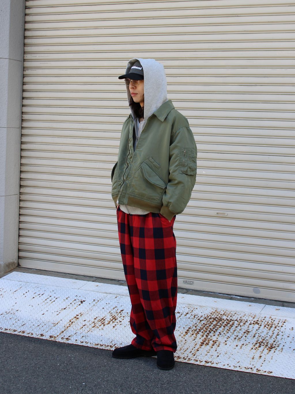 ANCELLM × WISM 別注 FADED BOMBER JACKET EXのコーディネートスナップ