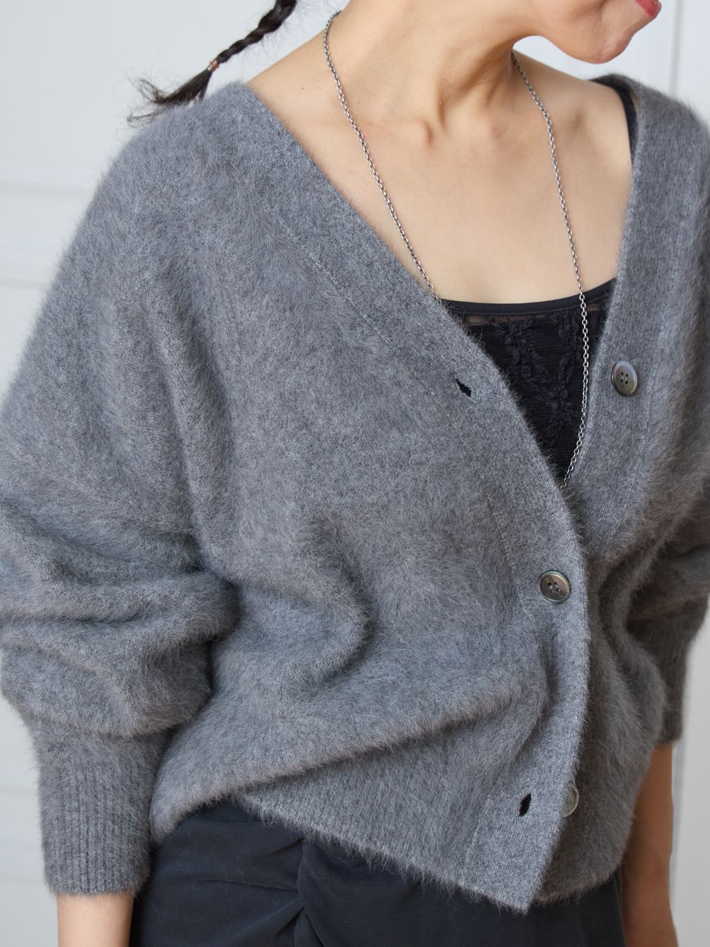 予約》IENA LA BOUCLE フォックス カシミヤ Vカーディガンの