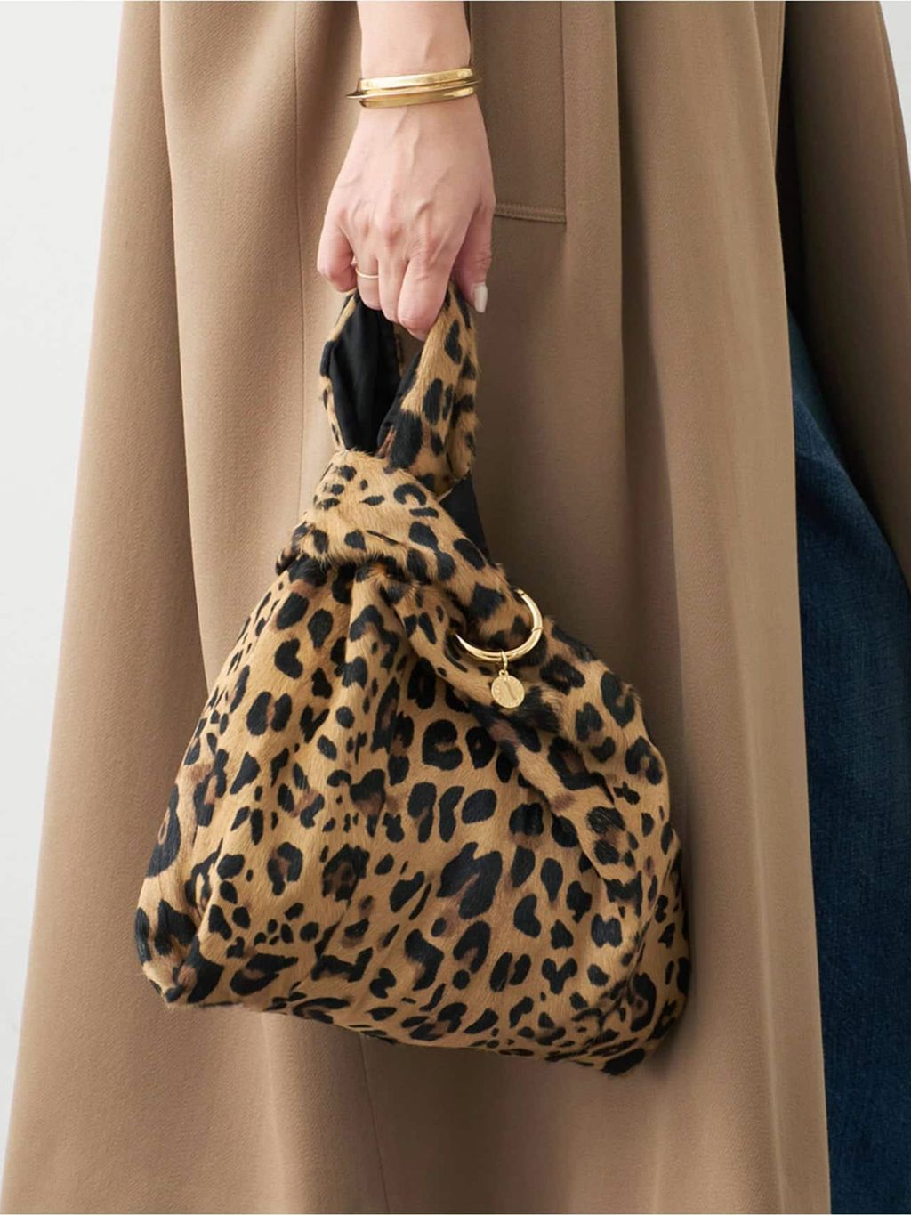 Botany Twill オーバーコートのコーディネートスナップ（MIZU