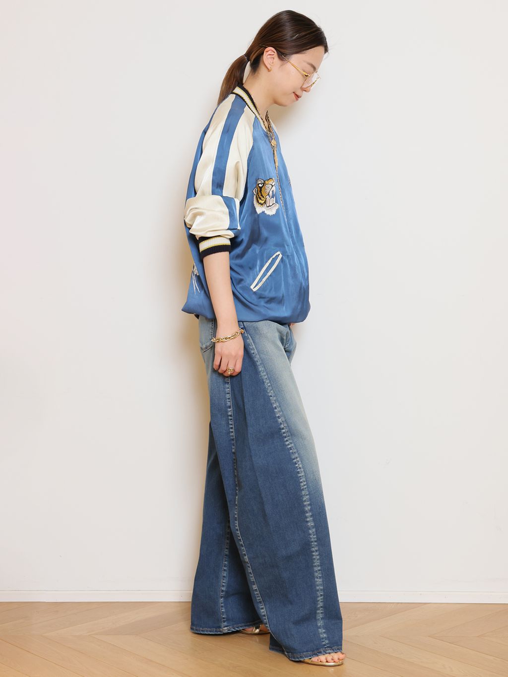 STAMMBAUM/シュタンバウム】 シシュウスカジャンのコーディネート