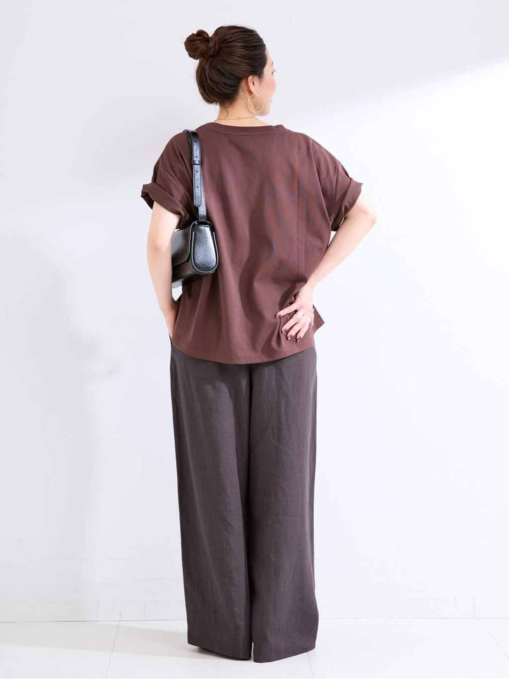 手洗い可 / リネンブレンドストレートパンツのコーディネートスナップ