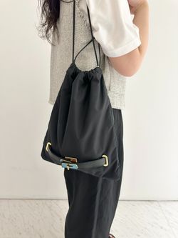 GIOLICA ツイードメッシュノーカラーベストのコーディネートスナップ