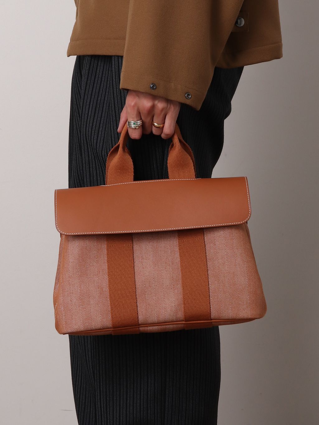 VINTAGE HERMES/エルメス】Valparaiso pmのコーディネートスナップ