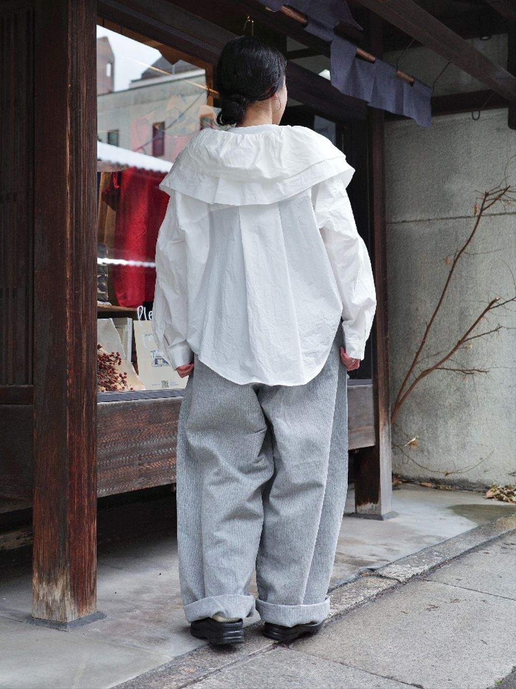 Kalina's frill SHのコーディネートスナップ（F.N）｜journal standard