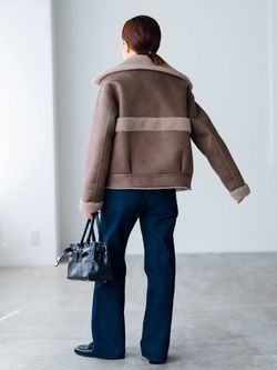 URBANCODE LONDON エコファーブルゾン リバーシブルのコーディネート