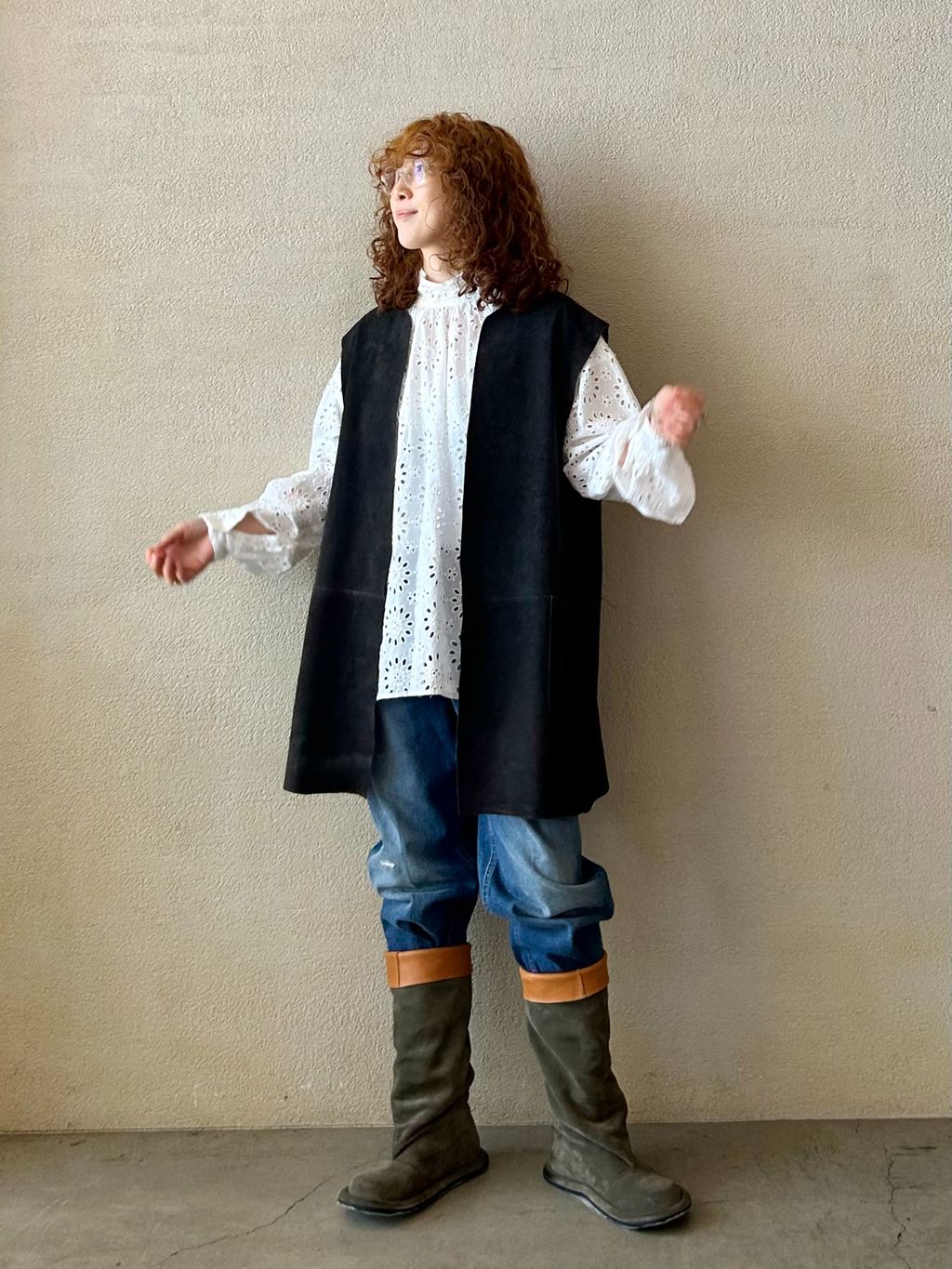 スウェードベストのコーディネートスナップ（OE）｜journal standard