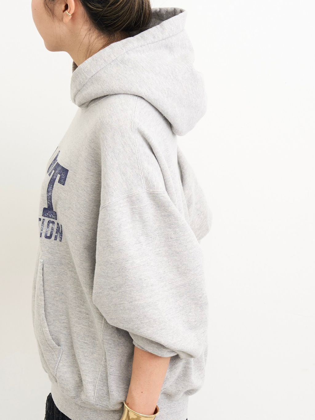 REMI RELIEF/レミ レリーフ】 TAFT HOODIEのコーディネートスナップ
