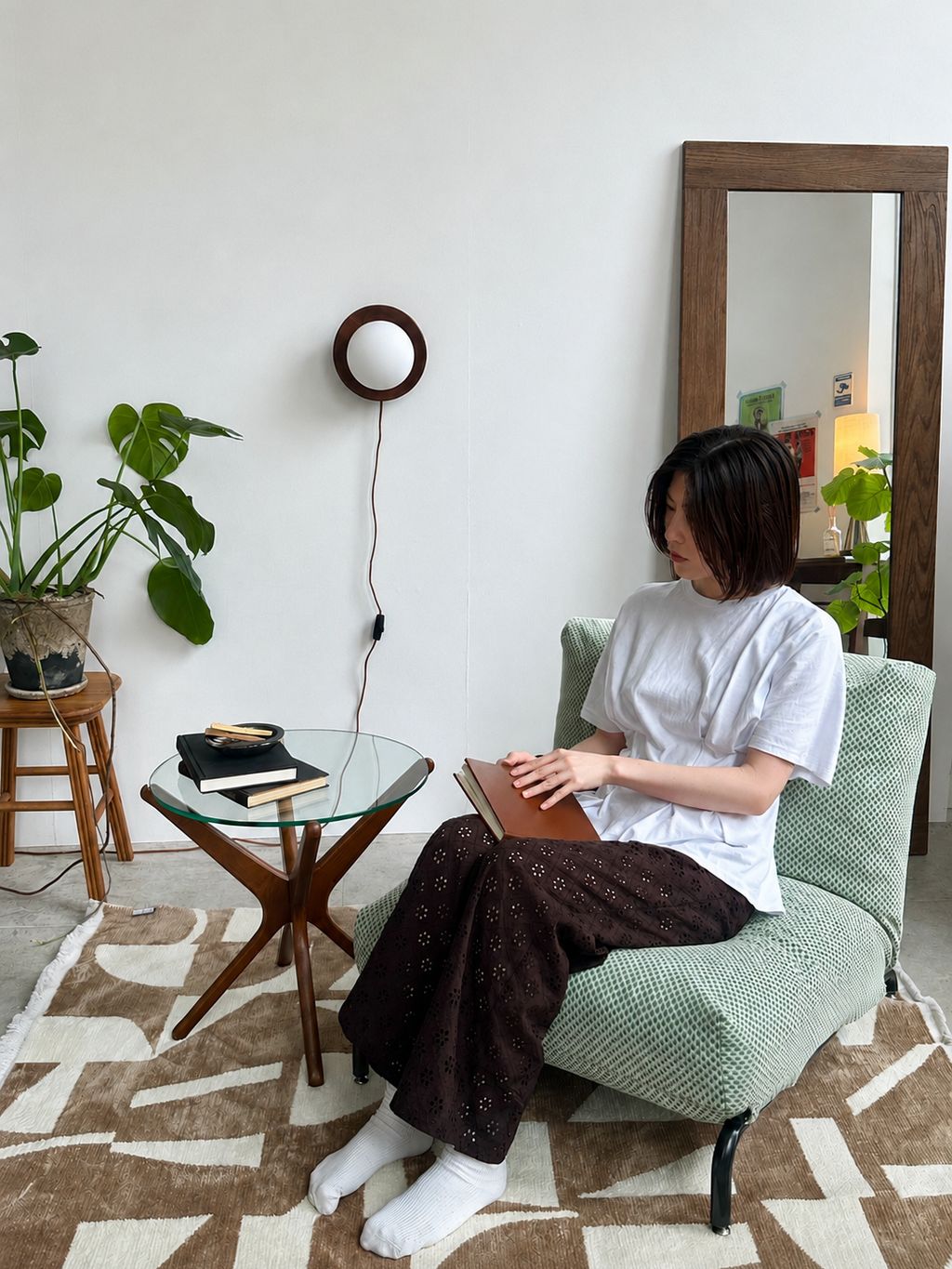 JOURNAL STANDARD FURNITURE