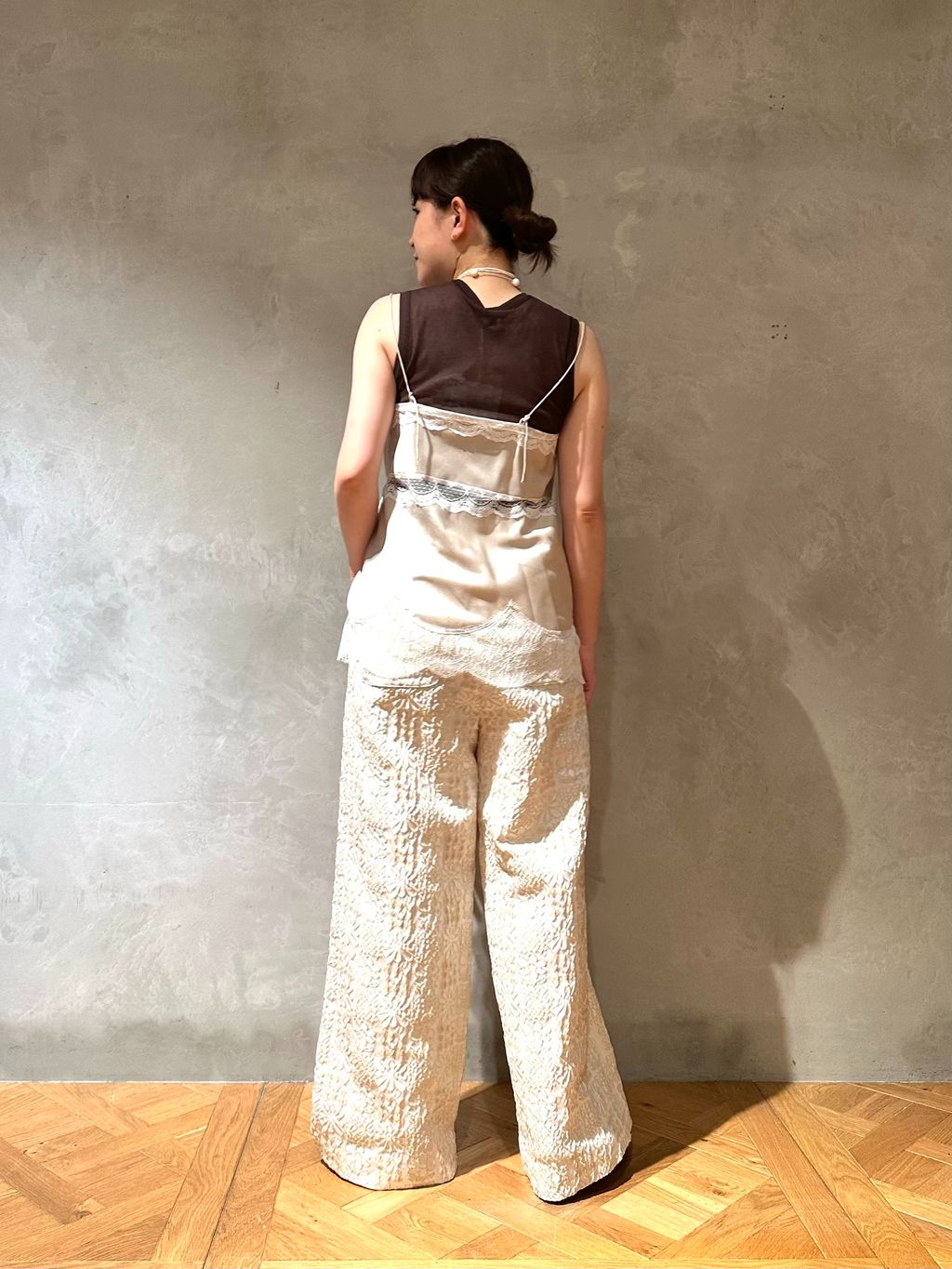 IENA LA BOUCLE サテンレースコンビキャミソールのコーディネート