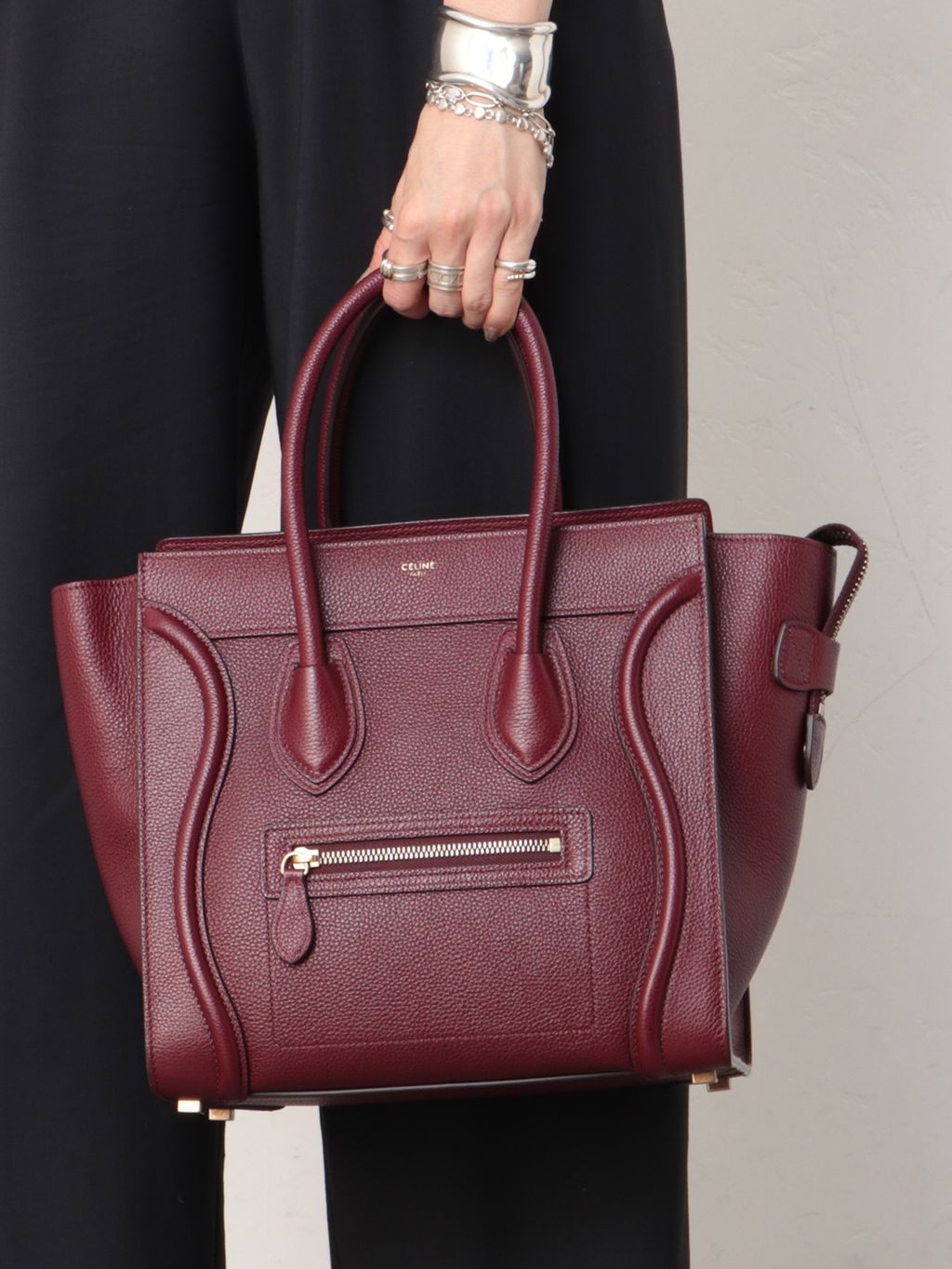 CELINE/セリーヌ】 Luggage miniのコーディネートスナップ（Sayaka