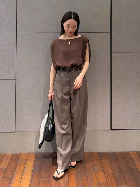 ワイドチノクロスストレートパンツのコーディネートスナップ（Tomoka