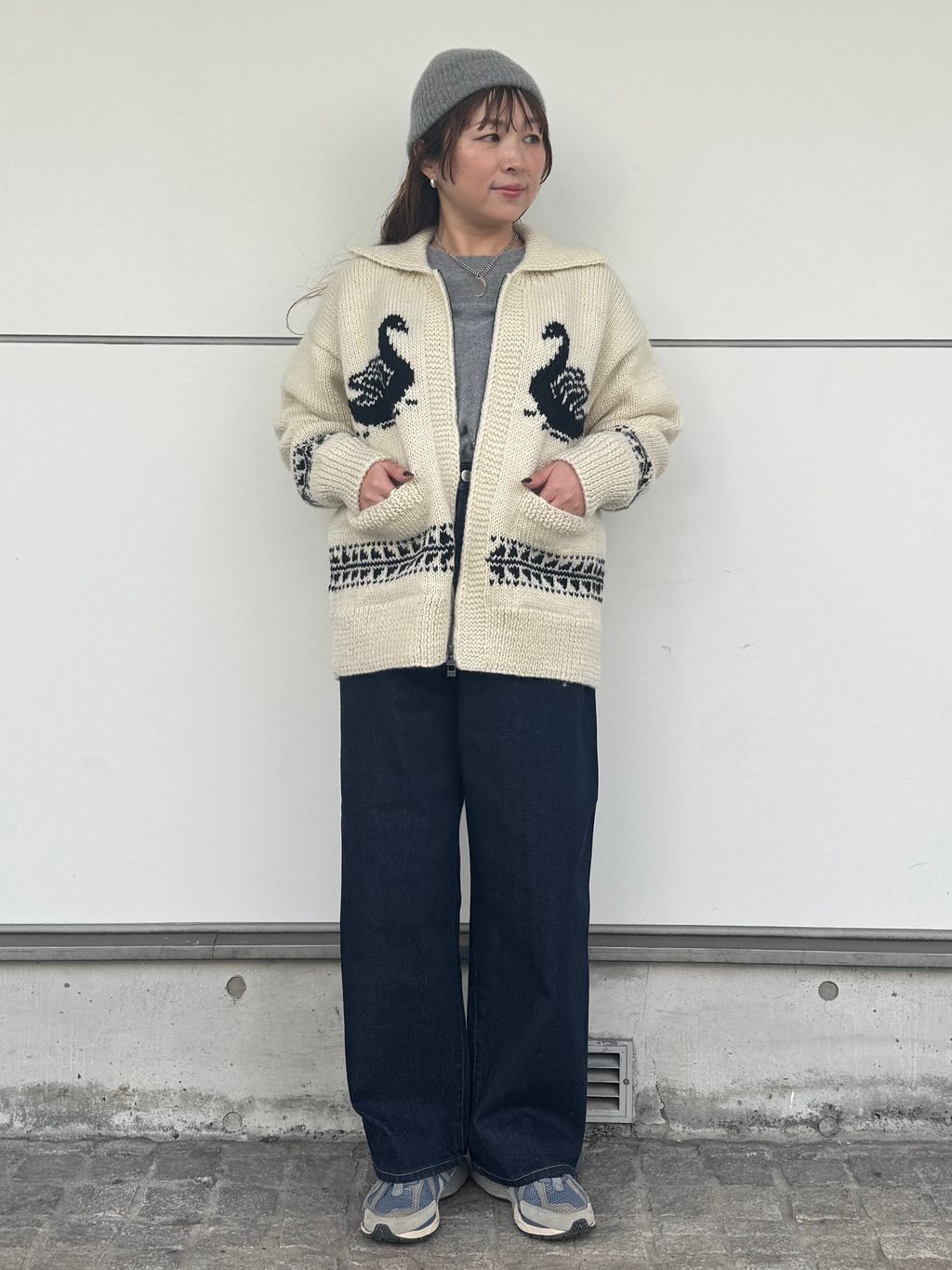 OUTDOOR PRODUCTS Usual Things