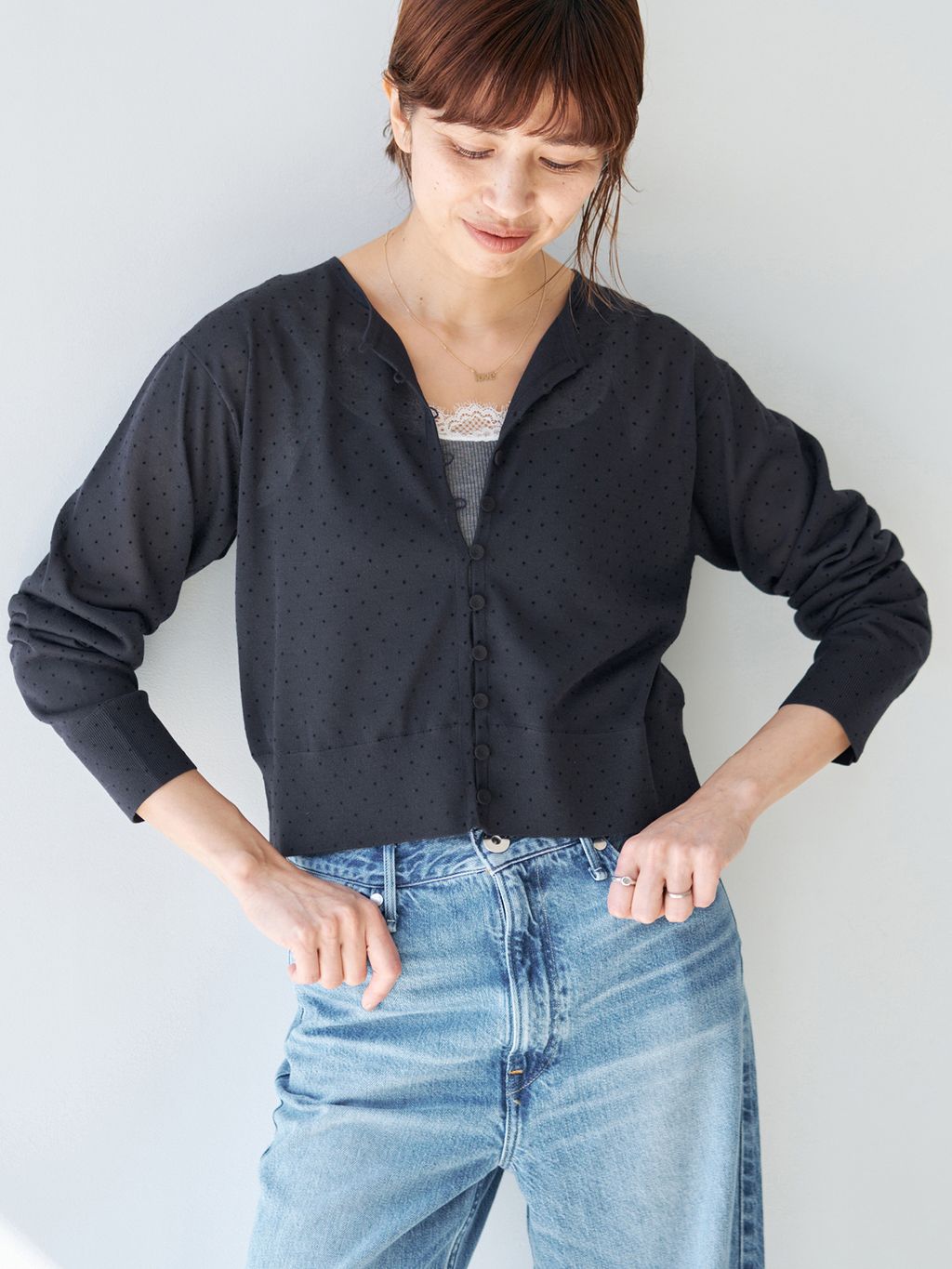 フロッキードットミニカーディガンのコーディネートスナップ（Sono