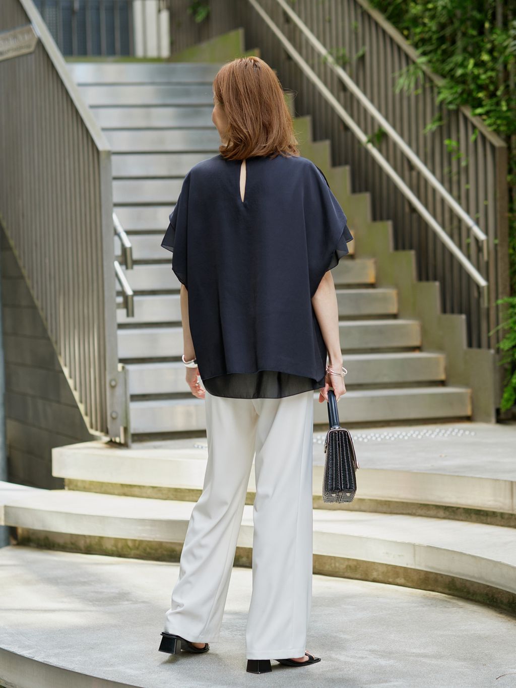 Spun satin レイヤードブラウスのコーディネートスナップ（VERMEIL 
