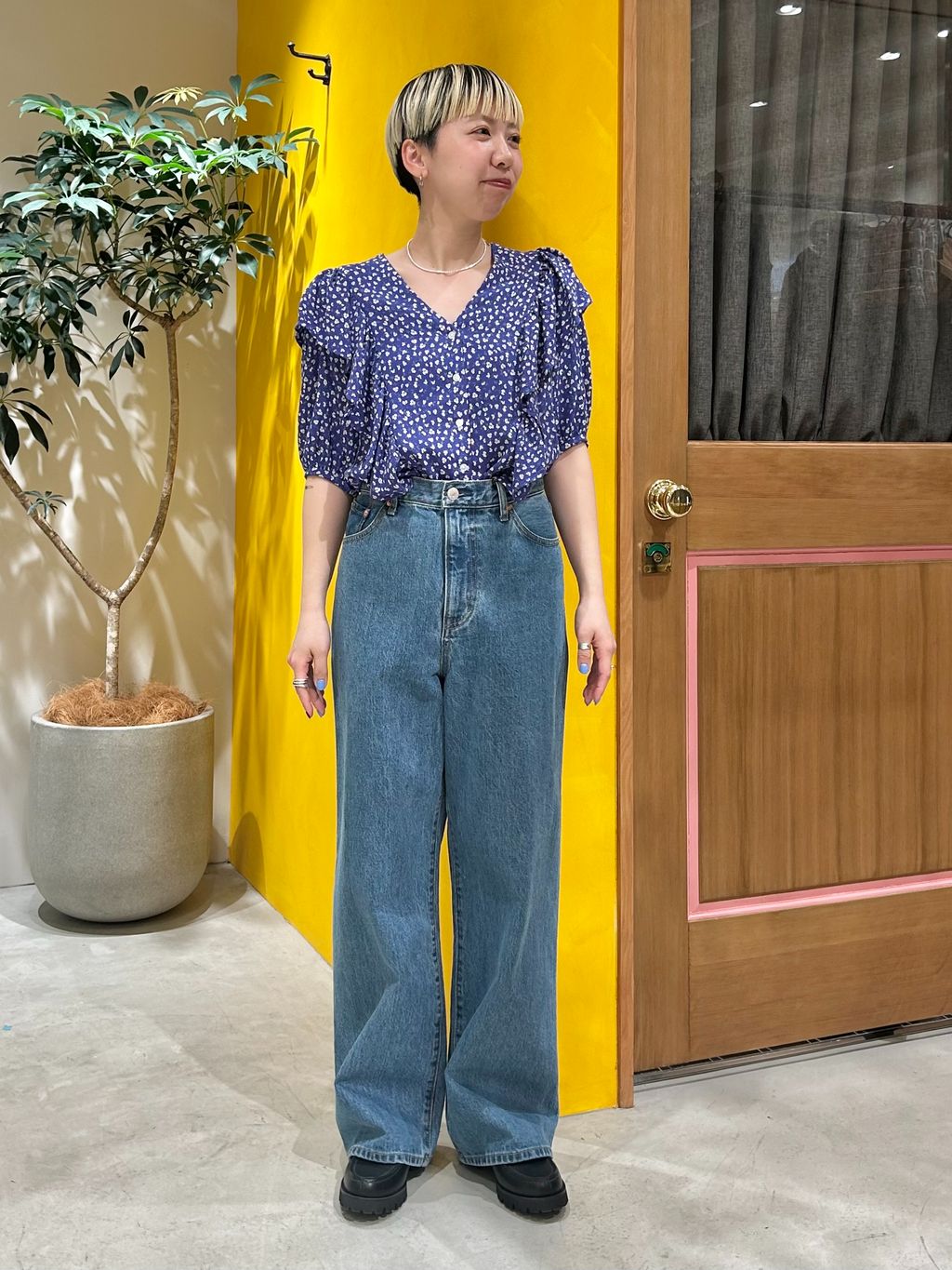 OUTDOOR PRODUCTS Usual Things