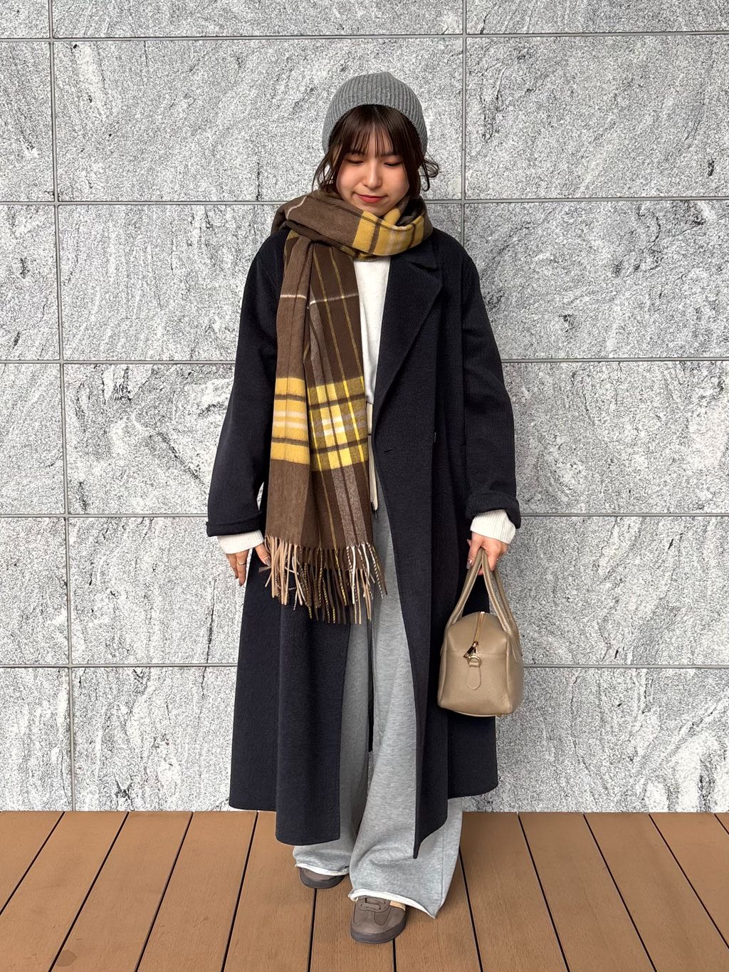 ウールカシミヤチェスターコートのコーディネートスナップ（nao
