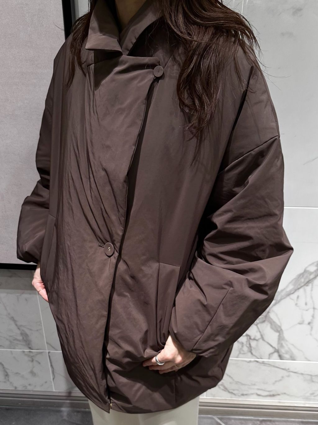 追加》ARTIROSA 撥水テイラーコクーンダウンのコーディネートスナップ