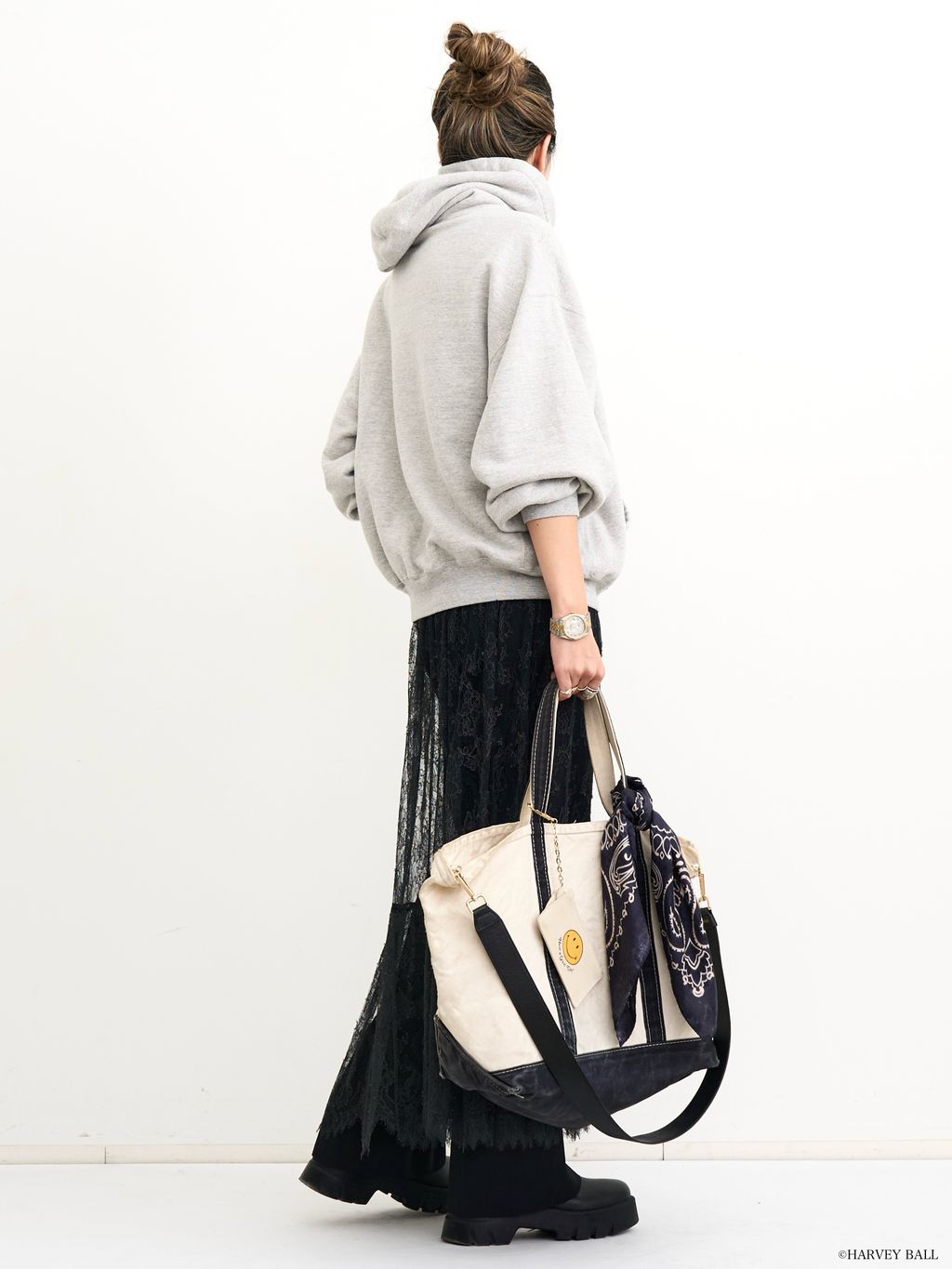 REMI RELIEF/レミ レリーフ】 TAFT HOODIEのコーディネートスナップ