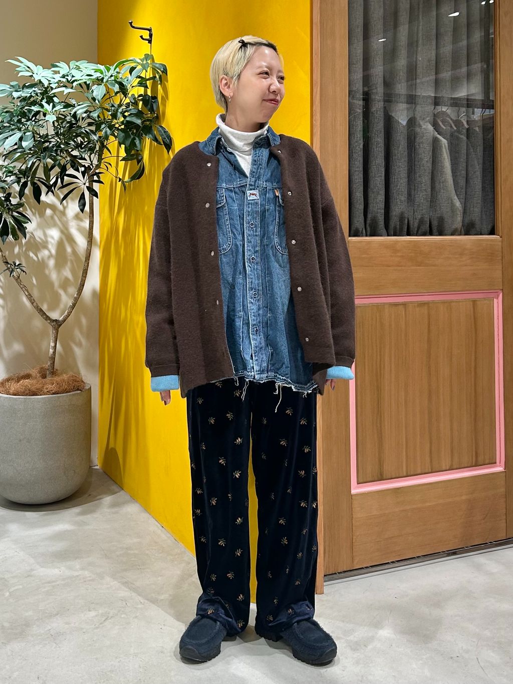 OUTDOOR PRODUCTS Usual Things