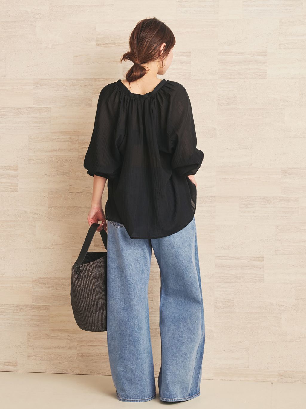 le / ル NATURAL COTTON SHIRRING ブラウスのコーディネートスナップ