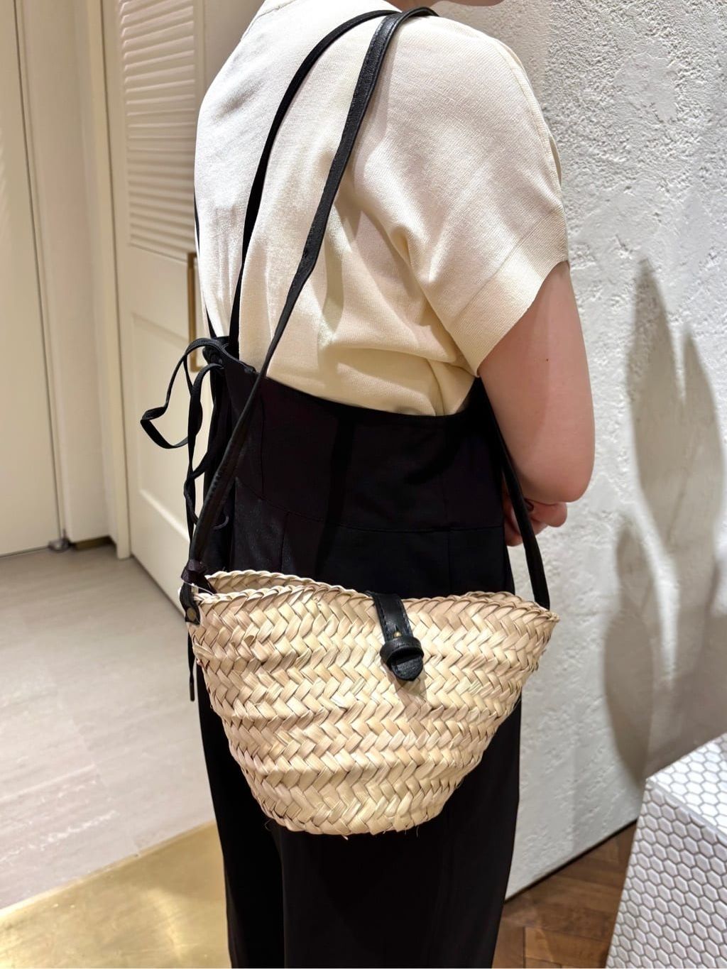 2枚セット》ナローサロペット×TEEセットのコーディネートスナップ