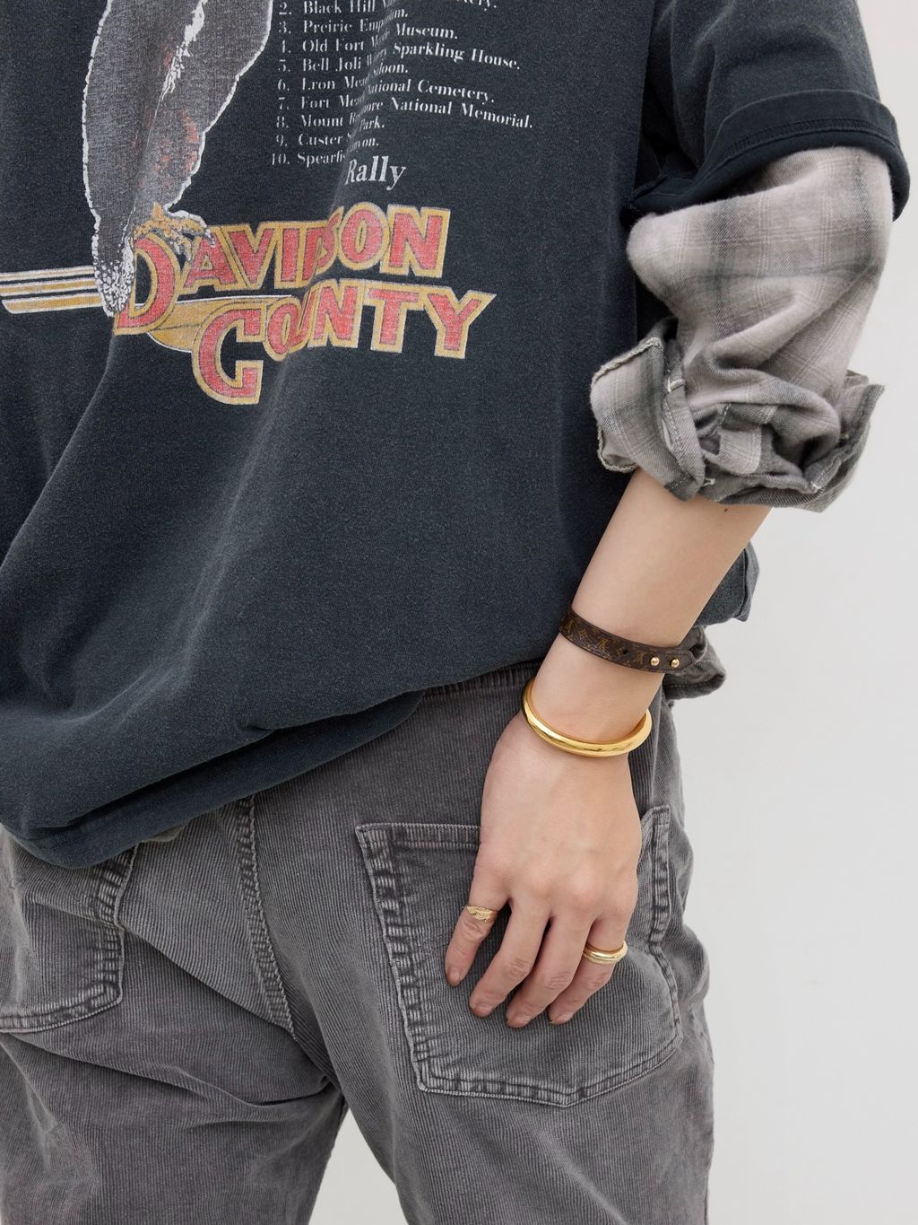 REMI RELIEF/レミ レリーフ】 OMBRE CHECK SHIRTのコーディネート