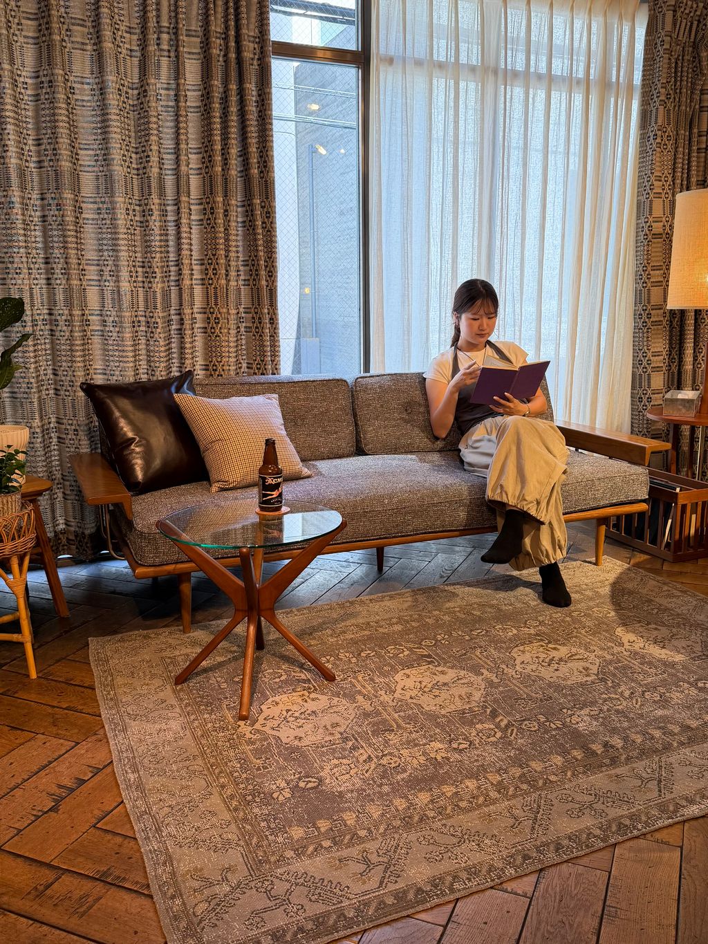JOURNAL STANDARD FURNITURE
