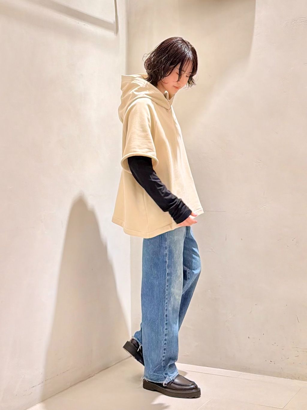 ウラケナイロンキリカエフーディーのコーディネートスナップ（AT