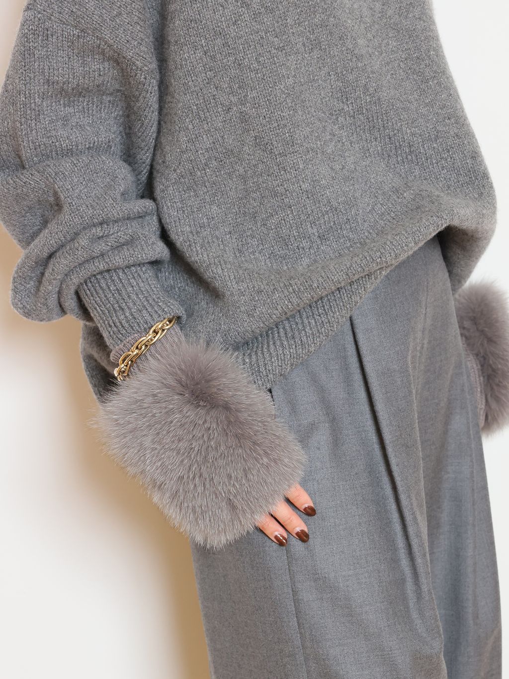 Cashmere Basic ニットのコーディネートスナップ（HASE）｜MUSE de