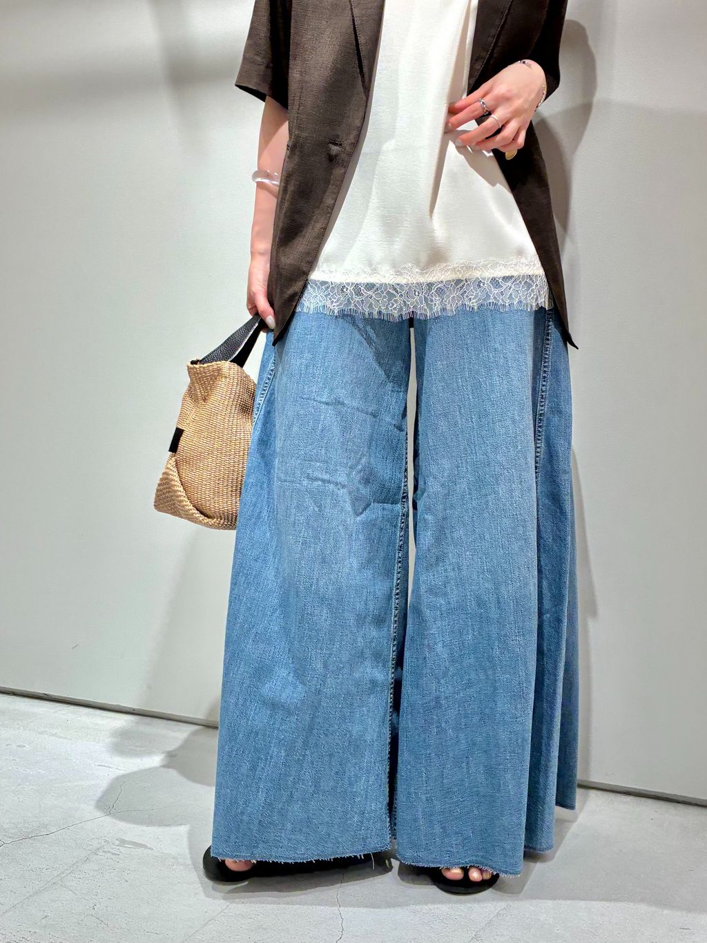 5 1/2 8oz FLARE-LINE DEIMのコーディネートスナップ（kaori）｜Spick