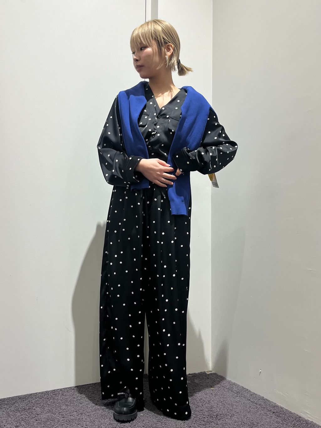 OUTDOOR PRODUCTS Usual Things