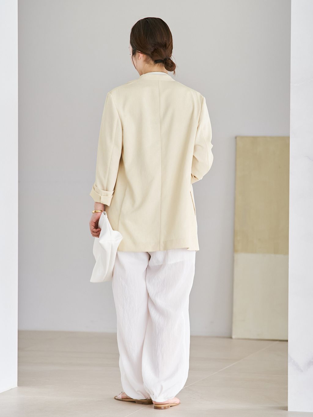 Light nocollar ジャケットのコーディネートスナップ（chihiro