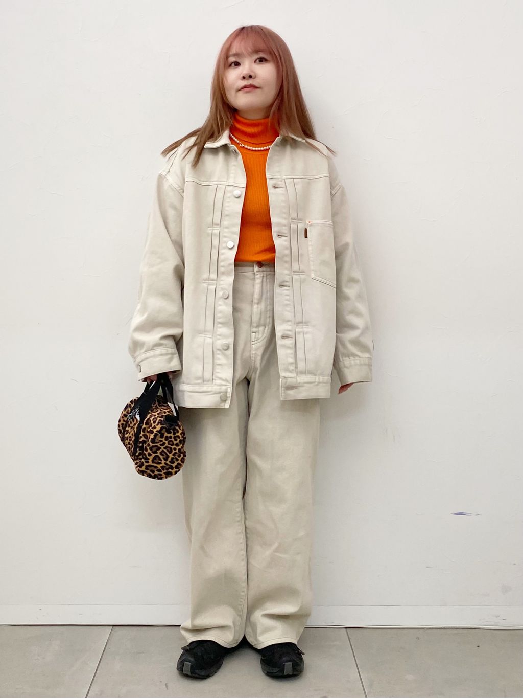 OUTDOOR PRODUCTS Usual Things